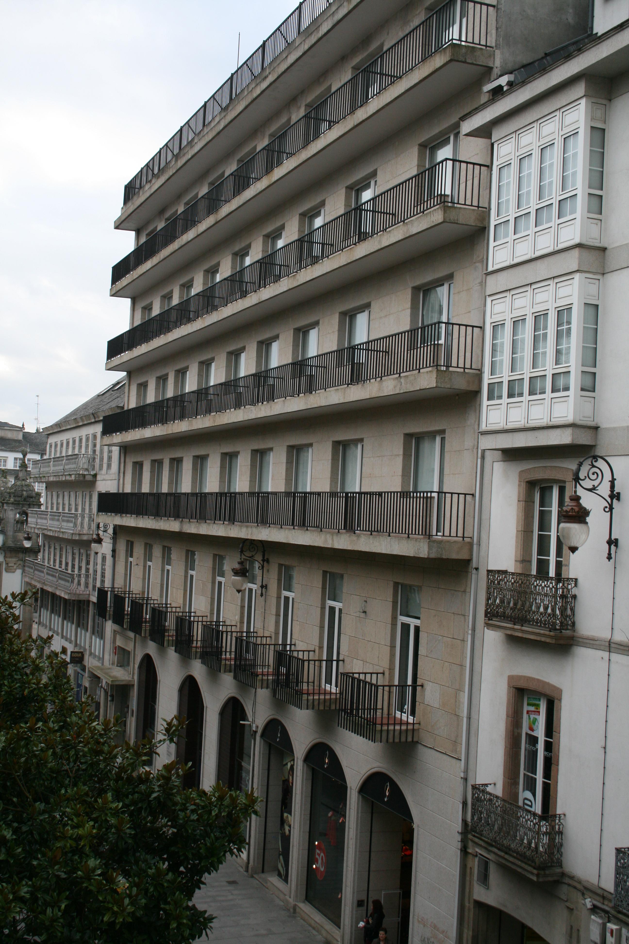 Hotel Mendez Nunez Lugo Bagian luar foto