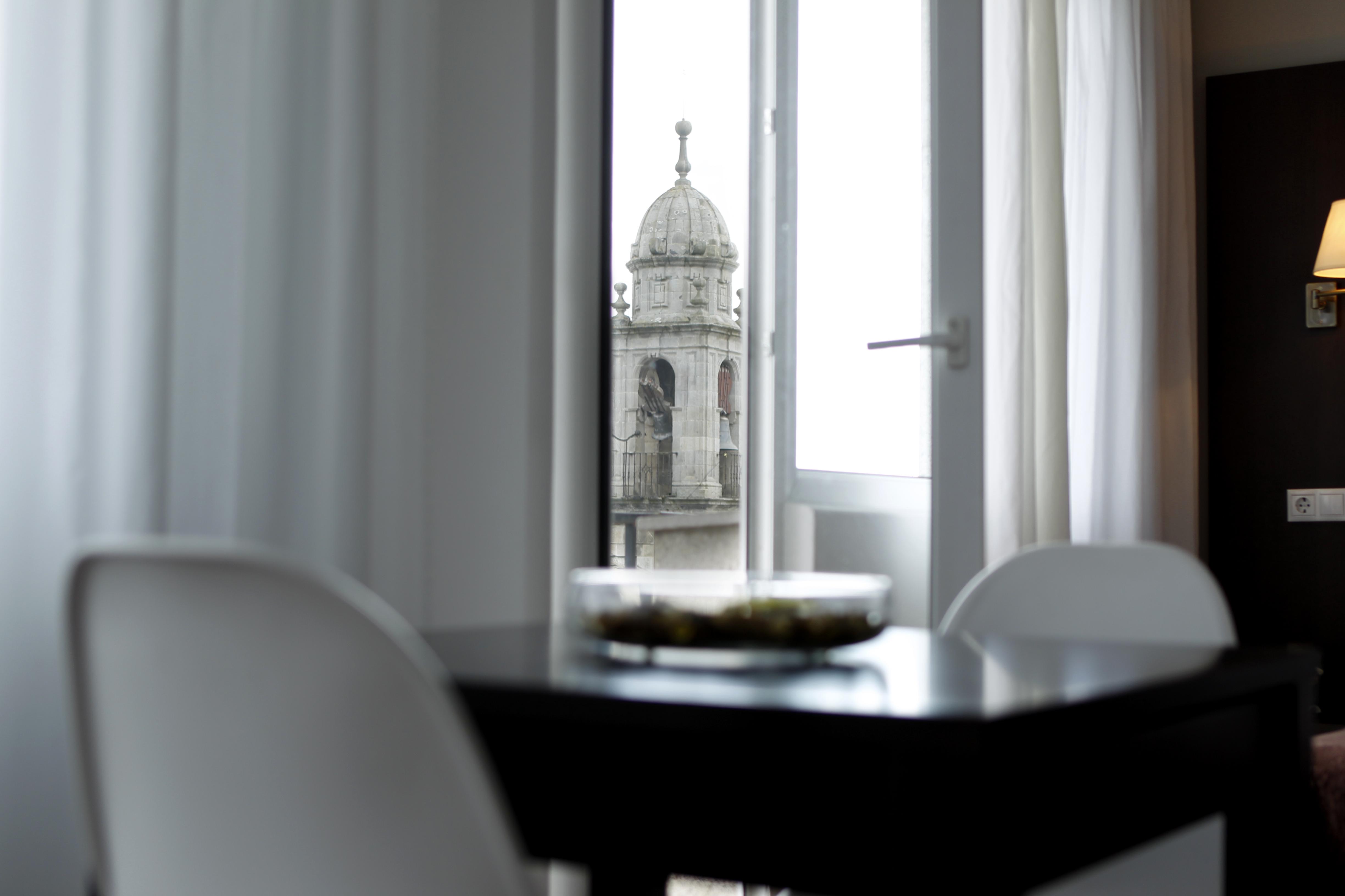 Hotel Mendez Nunez Lugo Bagian luar foto