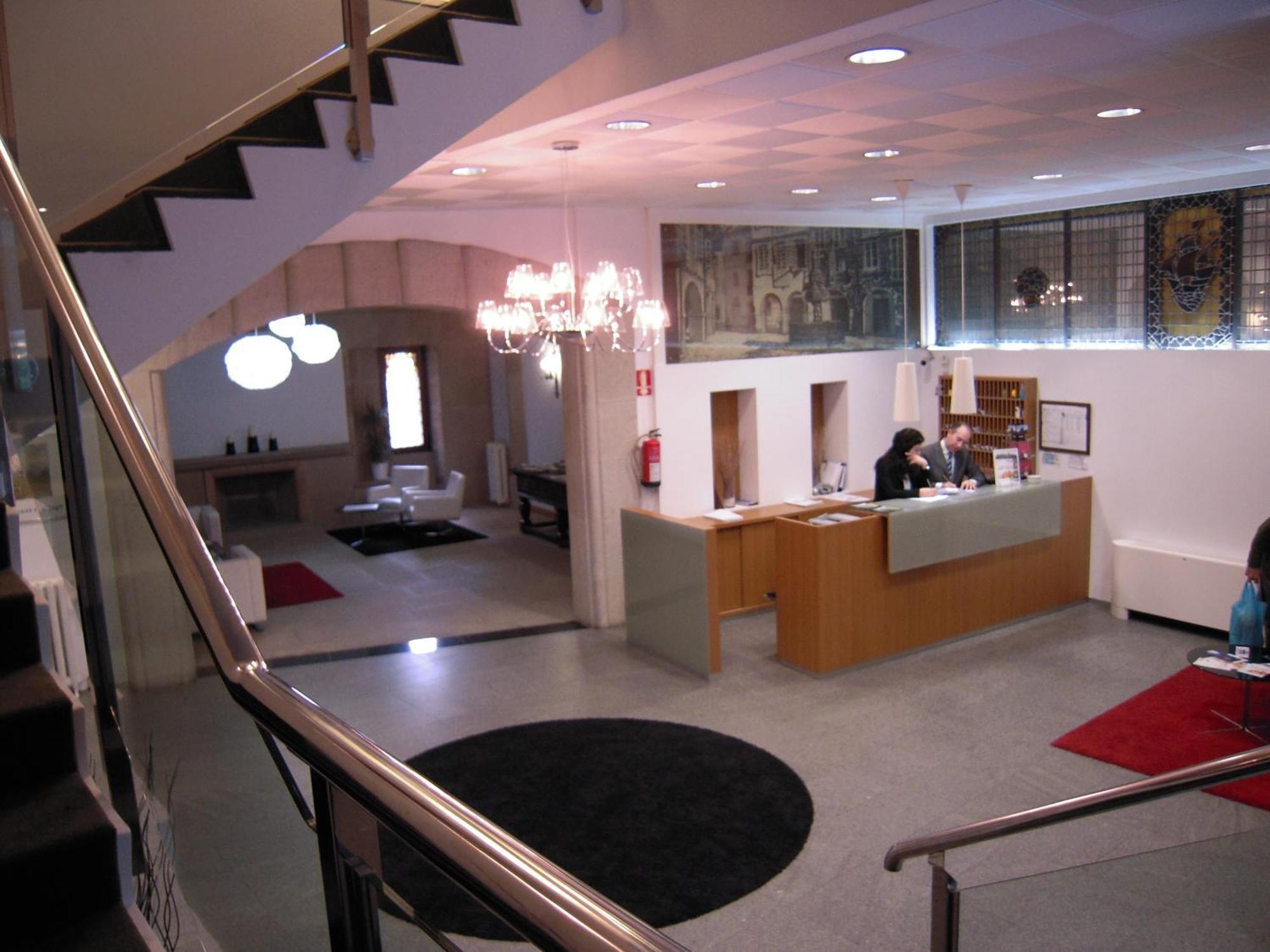 Hotel Mendez Nunez Lugo Bagian luar foto