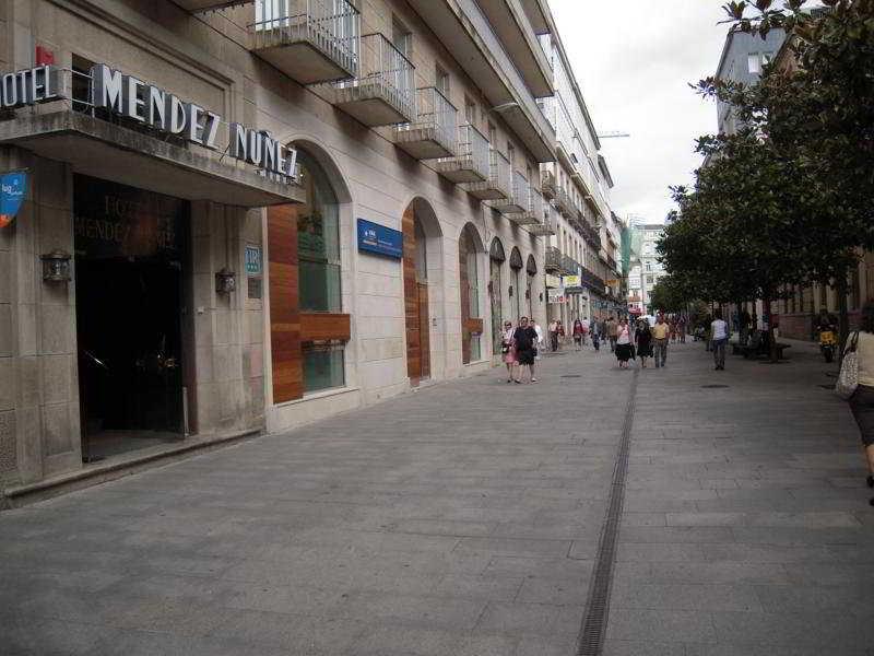 Hotel Mendez Nunez Lugo Bagian luar foto