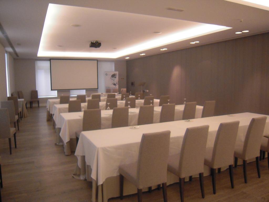 Hotel Mendez Nunez Lugo Bagian luar foto